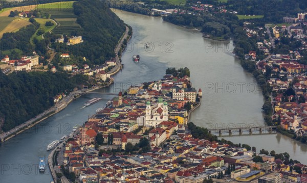 Confluence of the three rivers Danube, Inn and Ilz, Passau, independent university town in the administrative district of Lower Bavaria in Eastern Bavaria, Bavaria, Germany, Europe, aerial photograph, birds-eyes view, aerial photography, aerial photography, aerial photography, overview, bird's eye view