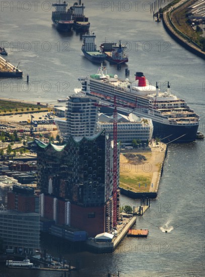 Elbphilharmonie with Hafencity, Speicherstadt, UNESCO World Heritage Site, cruise terminal, Unilever House cruise ship Queen Mary 2, Hamburg harbour, Elbe, Hamburg, Free and Hanseatic City of Hamburg, Germany, Europe, aerial view, birds-eyes view, aerial photography, aerial photography, overview, bird's eye view