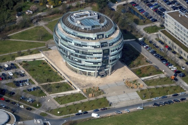 Office tower Heise headquarters in Hanover in spherical shape, Heise Medien GmbH & Co KG, Heise Media Service GmbH & Co. KG, special architecture, Hanover, state capital, Lower Saxony, Germany, DE, Europe, aerial view, birds-eyes view, aerial photography, aerial photography, overview, bird's-eye view