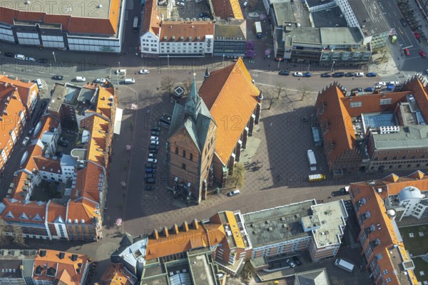 Market Church, Evangelical Lutheran Market Church St. Georgii et Jacobi, parish church in the old town of Hanover, Hanns-Lilje-Platz, city centre, Hanover, state capital, Lower Saxony, Germany, DE, Europe, aerial view, birds-eyes view, aerial photography, aerial photography, overview, bird's eye view