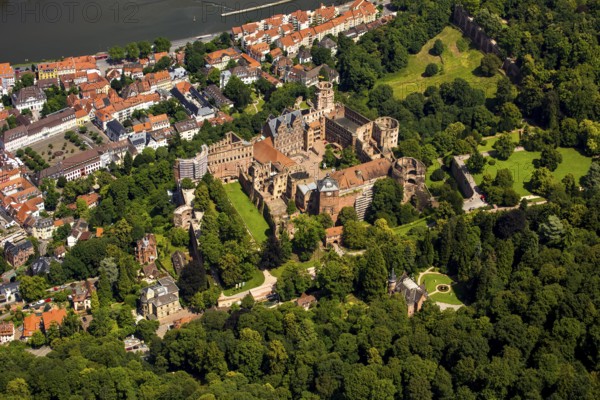 Heidelberg Castle, Heidelberg Castle, Heidelberg Castle Ruins, Heidelberg, Rhein-Neckar-Kreis, Baden-Württemberg, Germany, Europe, aerial view, birds-eyes view, aerial photography, aerial photography, overview, overview, bird's eye view