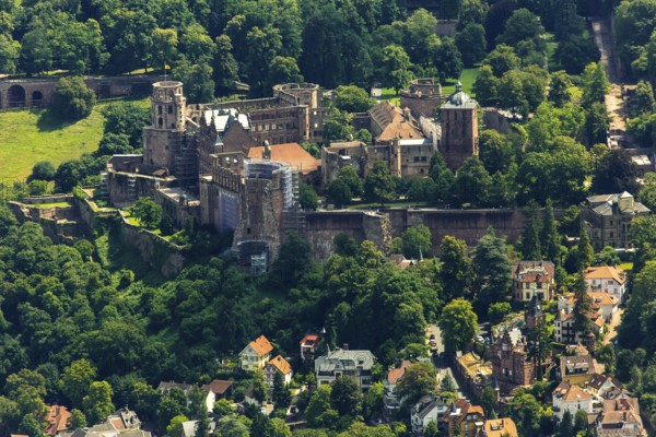 Heidelberg Castle, Heidelberg Castle, Heidelberg Castle Ruins, Heidelberg, Rhein-Neckar-Kreis, Baden-Württemberg, Germany, Europe, aerial view, birds-eyes view, aerial photography, aerial photography, overview, overview, bird's eye view