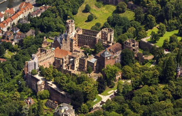 Heidelberg Castle, Heidelberg Castle, Heidelberg Castle Ruins, Heidelberg, Rhein-Neckar-Kreis, Baden-Württemberg, Germany, Europe, aerial view, birds-eyes view, aerial photography, aerial photography, overview, overview, bird's eye view