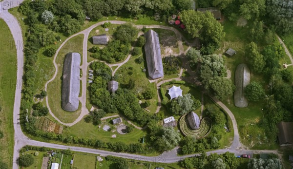 Archaeological Centre Hitzacker, residential barns, longhouses, mortuary hut, pit house, open-air museum, Bronze Age settlement, Hitzacker (Elbe), district Lüchow-Dannenberg, Elbtalaue, Elbe valley, Lower Saxony, Germany, Europe, aerial view, birds-eyes view, aerial photography, aerial photography, overview, bird's eye view