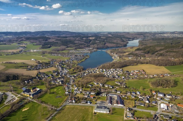 Aerial view, overview Amecke, Sorpesee, Amecke, Sundern, Sauerland, North Rhine-Westphalia, Germany, DE, Europe, aerial view, aerial photography, aerial photography, overview, bird's-eye view, view, overview, drinking water, water supply, leisure, local recreation, nature, reservoir, dam, water, swimming, boats, shipping, ships, recreation
