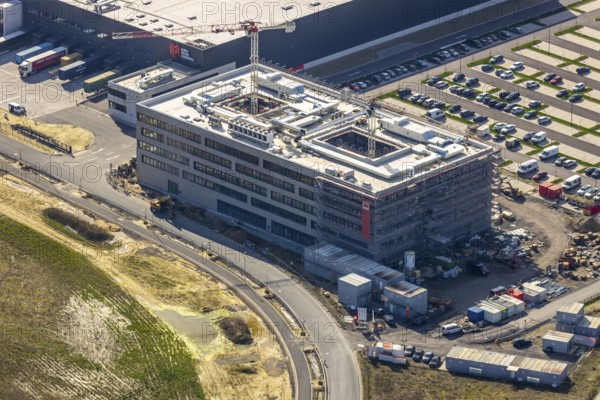 Aerial view, new Woolworth headquarters and logistics centre, Unna Kamen industrial estate, Unna-Königsborn, Kamen city limits, Südkamen, Kamen, Ruhr area, North Rhine-Westphalia, Germany, DE, Europe, commercial enterprises, commercial area, commercial park, commercial location, commercial use, freight traffic, industrial area, industrial location, logistics, logistics centre, aerial photograph, aerial photography, aerial photography, overview, bird's eye view, bird's eye view, overview