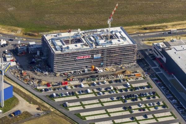Aerial view, new Woolworth headquarters and logistics centre, Unna Kamen industrial estate, Unna-Königsborn, Kamen city limits, Südkamen, Kamen, Ruhr area, North Rhine-Westphalia, Germany, DE, Europe, commercial enterprises, commercial area, commercial park, commercial location, commercial use, freight traffic, industrial area, industrial location, logistics, logistics centre, aerial photograph, aerial photography, aerial photography, overview, bird's eye view, bird's eye view, overview