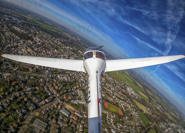 Aerial view, flight over Unna by motor glider, city centre Unna, touring motor glider Hoffmann Dimona H36, Unna, Ruhr area, North Rhine-Westphalia, Germany