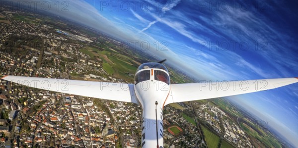 Aerial view, flight over Unna by motor glider, city centre Unna, touring motor glider Hoffmann Dimona H36, Unna, Ruhr area, North Rhine-Westphalia, Germany