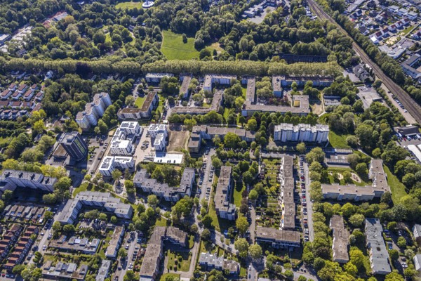 Aerial view, Quartier Soziale Stadt Königsborn Süd-Ost, Unna, Ruhr area, North Rhine-Westphalia, Germany, DE, Europe, property tax, high-rise buildings, real estate, aerial view, aerial photography, aerial photography, apartment buildings, apartment blocks, terraced houses, overview, bird's-eye view, residential complex, living and living, residential area, residential buildings, residential neighbourhood, housing estate, birds-eyes view, overview