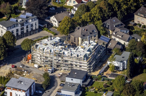 Aerial view, new construction, construction site, residential building Hertingerstraße, Hertinger Tor, Unna, Ruhr area, North Rhine-Westphalia, Germany, construction work, construction, construction area, construction site, building plots, construction project, construction site, DE, Europe, property tax, real estate, aerial view, aerial photography, aerial photography, new construction, overview, bird's eye view, residential complex, living and living, residential area, residential building, residential buildings, residential quality, residential neighbourhood, residential estate, birds-eyes view, overview