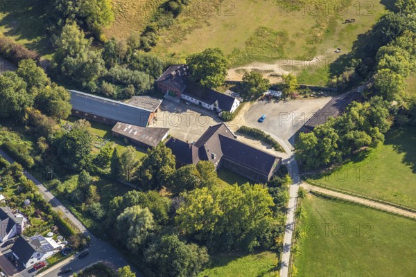 Aerial view, Gut Westhoff, Buschstraße, Billmerich, Unna, Ruhr area, North Rhine-Westphalia, Germany, DE, Europe, aerial view, aerial photography, aerial photography, horses, horse stud, equestrian sport, riding centre, riding stable, overview, bird's-eye view, Westhoff Farm, birds-eyes view, overview