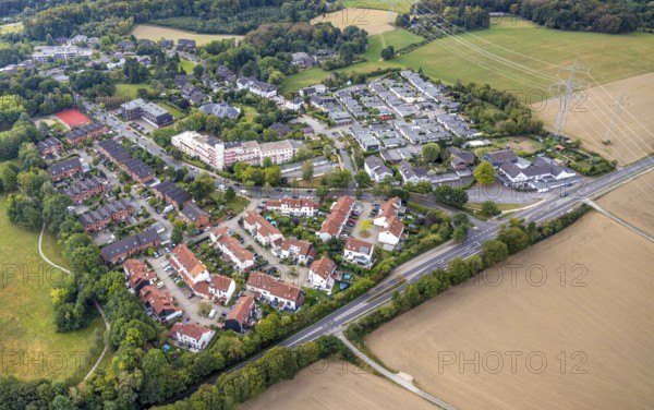 Aerial view, residential area Paracelsusstraße, Losenburg, Velbert, Ruhr area, North Rhine-Westphalia, Germany, DE, Europe, property tax, real estate, aerial view, aerial photography, aerial photography, overview, bird's eye view, residential complex, living and living, residential area, residential buildings, residential quality, residential neighbourhood, housing estate, birds-eyes view, onlyVelbert, overview, Velbert-Mitte