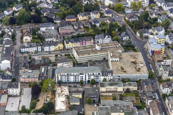Aerial view, remodelling Friedrichstraße, Hertie ruin, planned demolition, Velbert, Ruhr area, North Rhine-Westphalia, Germany, construction project, DE, Europe, vacancy, aerial view, aerial photography, aerial photography, overview, bird's-eye view, former Hertie department stores', nurVelbert, overview, Velbert-Mitte