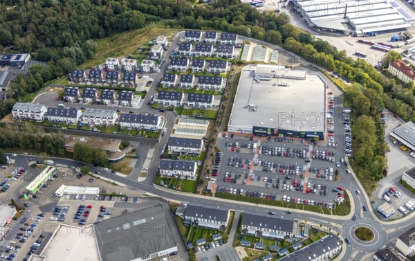 Aerial view, residential area Winkelstraße, shopping centre, upper town, Velbert, Ruhr area, North Rhine-Westphalia, Germany, DE, single-family houses, shopping markets, shopping place, Europe, property tax, real estate, aerial view, aerial photography, aerial photography, local supply centre, terraced houses, shopping centre, supermarket, overview, bird's eye view, residential area, residential buildings, residential quality, residential quarter, housing estate, birds-eyes view, onlyVelbert, overview, Velbert-Mitte