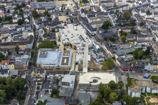 Aerial view, StadtGalerie Velbert, Forum Niederberg, Velbert, Ruhr area, North Rhine-Westphalia, Germany, DE, shopping, shopping markets, shopping square, shopping centre, Europe, culture, art, aerial view, aerial photography, aerial photography, local supply centre, Oststraße, theatre, shopping centre, town hall, theatre, overview, event location, event venue, bird's eye view, bird's eye view, cultural use, onlyVelbert, overview, Velbert-Mitte