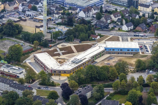 Aerial view, construction site, Kastanienallee development area, Kastanienallee primary school, Velbert, Ruhr area, North Rhine-Westphalia, Germany, construction work, construction, construction area, building site, building plots, construction measure, construction project, construction site, education, educational institution, DE, Europe, primary school, teaching institute, aerial view, aerial photography, aerial photography, new building, school, overview, bird's eye view, birds-eyes view, onlyVelbert, overview, Velbert-Mitte