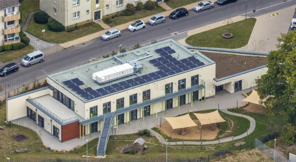 Aerial view, day nursery Kastanienallee, Velbert, Ruhr area, North Rhine-Westphalia, Germany, DE, Europe, kindergarten, day nursery, day care centre, day nursery, aerial view, aerial photography, aerial photography, overview, bird's eye view, birds-eyes view, onlyVelbert, overview, Velbert-Mitte