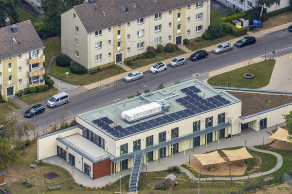 Aerial view, day nursery Kastanienallee, Velbert, Ruhr area, North Rhine-Westphalia, Germany, DE, Europe, kindergarten, day nursery, day care centre, day nursery, aerial view, aerial photography, aerial photography, overview, bird's eye view, birds-eyes view, onlyVelbert, overview, Velbert-Mitte