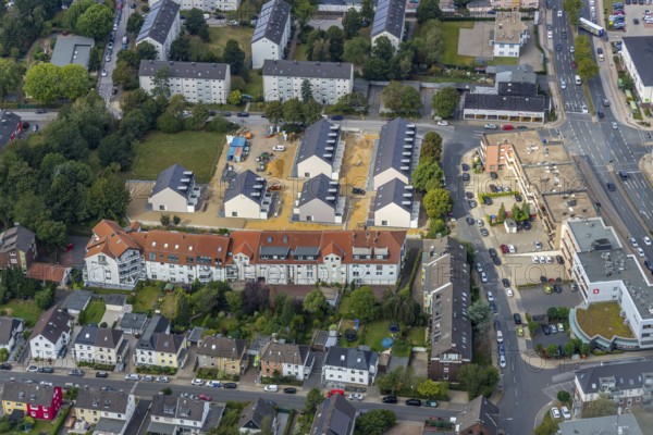 Aerial view, construction site new development area Zur Sonnenblume, Hardenberger Straße, Velbert, Ruhr area, North Rhine-Westphalia, Germany, DE, single-family homes, Europe, property tax, real estate, aerial view, aerial photography, aerial photography, terraced houses, overview, bird's-eye view, residential area, residential buildings, residential park, residential quality, residential neighbourhood, housing estate, birds-eyes view, onlyVelbert, overview, Velbert-Mitte
