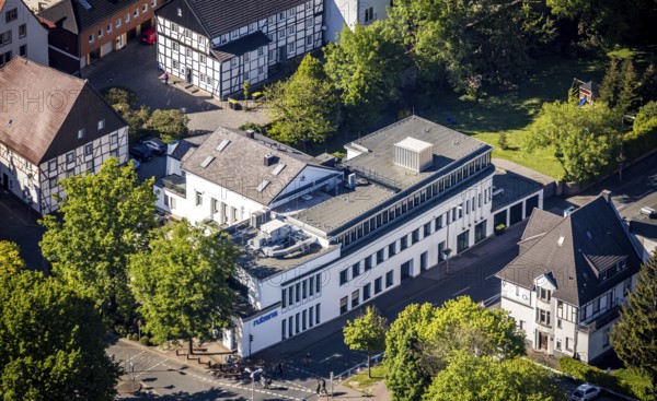 Aerial photo, Hellweger Anzeiger and Westfälische Rundschau, waterway, Unna, Ruhr area, North Rhine-Westphalia, Germany, DE, Europe, aerial photography, aerial photography, overview, bird's-eye view, newspaper publisher, birds-eyes view, overview