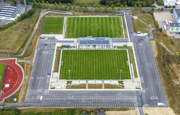 Aerial view, new Oberliga stadium, EMKA Sportzentrum Velbert, Röttgen, Velbert, Ruhr area, North Rhine-Westphalia, Germany, Am Sportzentrum, DE, Europe, football pitch, football stadium, football club, aerial view, aerial photography, aerial photography, Oberliga stadium, Planungsbüro Geo3, SSVg Velbert, sports, sports facilities, sports field, sports facility, stadium, overview, bird's eye view, birds-eyes view, onlyVelbert, overview, Velbert-Mitte