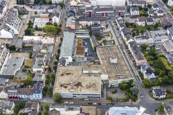 Aerial view, remodelling Friedrichstraße, Hertie ruin, planned demolition, Velbert, Ruhr area, North Rhine-Westphalia, Germany, construction project, DE, Europe, vacancy, aerial view, aerial photography, aerial photography, overview, bird's-eye view, birds-eyes view, onlyVelbert, overview, Velbert-Mitte