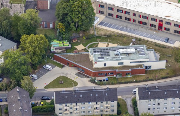 Aerial photograph, construction site, Kastanienallee development area, Kastanienallee primary school, Kastanienallee day care centre, Velbert, Ruhr area, North Rhine-Westphalia, Germany, construction work, building, construction area, building site, building plots, construction project, construction site, education, educational institution, DE, Europe, primary school, kindergarten, day nursery, day care centre, day nursery school, educational institute, aerial view, aerial photography, aerial photography, new building, school, overview, bird's-eye view, birds-eyes view, onlyVelbert, overview, Velbert-Mitte