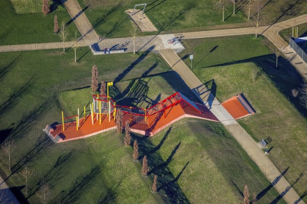 Aerial view, playground, Dicksche Heide development area, Niederberg Park, Neukirchen, Neukirchen-Vluyn, Ruhr area, North Rhine-Westphalia, Germany, DE, Europe, aerial view, aerial photography, aerial photography, overview, bird's-eye view, residential area, birds-eyes view, overview