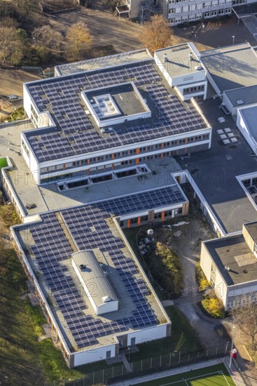 Aerial photo, school centre, Julius-Stursberg-Gymnasium, solar system, Neukirchen, Neukirchen-Vluyn, Ruhr area, North Rhine-Westphalia, Germany, education, educational institution, DE, Europe, grammar school, teaching institute, aerial photo, aerial photography, aerial photography, photovoltaics, photovoltaic system, school, solar, solar energy, solar energy, Tersteegenstraße, overview, bird's-eye view, bird's-eye view, overview