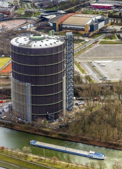 Aerial view, gasometer, repainting, rust protection, event location, former gas storage, Oberhausen, Ruhr area, North Rhine-Westphalia, Germany, exhibitions, DE, Europe, culture, art, aerial photography, aerial photography, aerial photography, panoramic view, decommissioned gas storage, overview, events, event location, bird's eye view, birds-eyes view, cultural use, overview, Rhine-Herne Canal, barrel, construction site