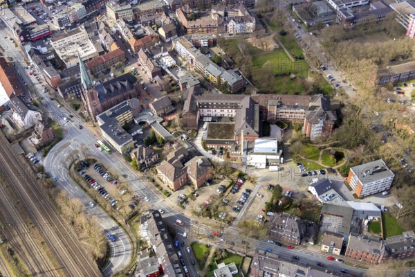 Aerial view, Catholic Clinics Oberhausen, St. Marien-Hospital, Town Hall Osterfeld, Church St. Pankratius, Osterfeld, Oberhausen, Ruhr area, North Rhine-Westphalia, Germany, authority, DE, Europe, healthcare, religious community, place of worship, hospital, church, parish, clinic, clinic centre, denomination, hospital, aerial view, aerial photography, aerial photography, medical facility, medical aid, emergency service, town hall, religion, city administration, overview, bird's-eye view, bird's-eye view, overview, medical care