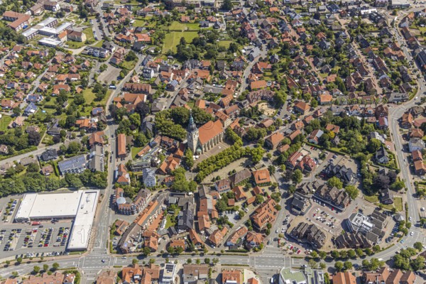 Aerial view, catholic St. Martinus collegiate church and parish church, town centre, Nottuln, Münsterland, North Rhine-Westphalia, Germany, place of worship, city, DE, Europe, religious community, place of worship, property tax, real estate, town centre, church, parish, denomination, aerial view, aerial photography, aerial photography, local view, religion, town view, urban area, town centre, Stiftsplatz, overview, bird's eye view, residential area, living and life, residential area, residential buildings, quality of life, housing estate, birds-eyes view, overview