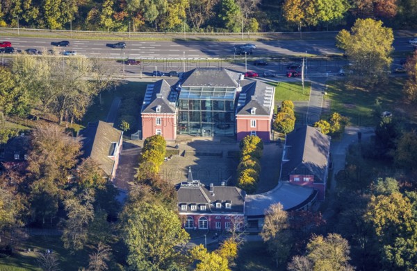 Aerial view, LUDWIGGALERIE Schloss Oberhausen, art museum, Marienviertel, Oberhausen, Ruhr area, North Rhine-Westphalia, Germany, DE, Europe, glass front, Konrad-Adenauer-Allee, culture, art, aerial view, aerial photography, aerial photography, museum, castle, castle complex, overview, events, venue, event location, bird's-eye view, birds-eyes view, classicist, cultural use, overview