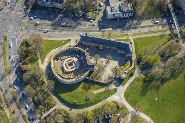 Aerial photo, Broich Castle, left, Ruhr, perpendicular, view, Mülheim an der Ruhr, Ruhr area, North Rhine-Westphalia, Germany, Mülheim, an, der, Ruhr, DE, Europe, birds-eyes, view, aerial photography, aerial photography, overview, overview, bird's eye view, sight, historical, building