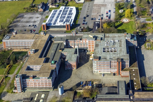 Aerial photo, Tengelmann Areal, Tengelmann head office, Linksruhr, Mülheim an der Ruhr, Ruhr area, North Rhine-Westphalia, Germany, Mülheim, an, der, Ruhr, DE, Europe, birds-eyes, view, aerial photograph, aerial photography, aerial photography, overview, overview, bird's eye view, office, service, workplaces