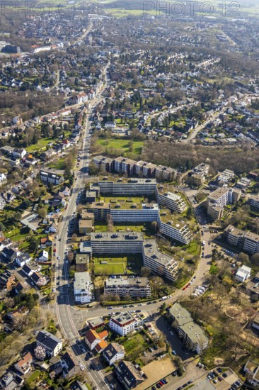 Aerial view, residential complex Strippchens Hof, condominiums, rental flats, Linksruhr, Mülheim an der Ruhr, Ruhr area, North Rhine-Westphalia, Germany, Mülheim, an, der, Ruhr, DE, Europe, birds-eyes, view, aerial photography, aerial photography, overview, overview, bird's eye view, living, flat, houses, residential buildings, housing estate, settlement