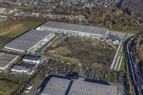 Aerial view, industrial estate Im Lekkerland, Geodis Logistik, Lekkerland, SEGRO Logistics Park, Waldteich, Holten, Oberhausen, Ruhr area, North Rhine-Westphalia, Germany, DE, Europe, commercial enterprises, commercial area, industrial estate, commercial park, commercial location, commercial use, freight transport, industrial area, industrial building, industrial site, logistics, logistics service, logistics service provider, logistics provider, logistics centre, aerial view, aerial photography, aerial photography, freight forwarding, transport, transport service, overview, bird's eye view, birds-eyes view, im Lekkerland, overview