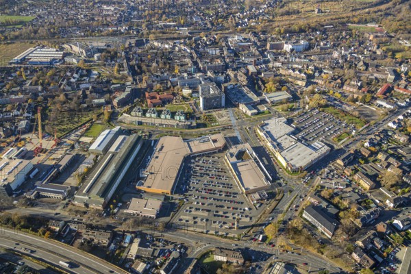 Aerial view, Sterkrader Tor Oberhausen shopping centre, Deer-Center, Sterkrade Mitte, Oberhausen, Ruhr area, North Rhine-Westphalia, Germany, Bahnhofstraße, DE, shopping, shopping centre, shopping mall, shopping markets, shopping place, shopping centre, Europe, aerial view, aerial photography, aerial photography, parking, shopping, shopping centre, overview, bird's eye view, birds-eyes view, overview