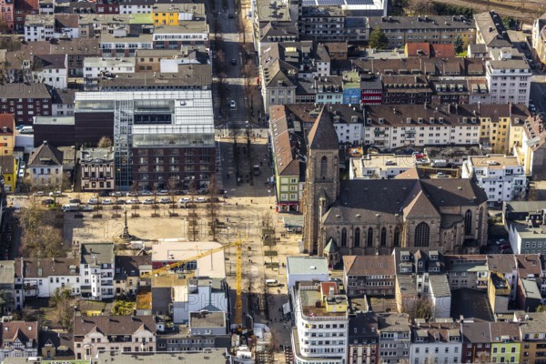 Aerial view, Altmarkt, Job Centre with rooftop greenhouse, Catholic Church at Altmarkt, Victory Column, Oberhausen, Ruhr area, North Rhine-Westphalia, Germany, employment office, authority, DE, monument, Europe, war memorial, aerial view, aerial photography, aerial photography, market place, sight, Victory Column Oberhausen, overview, bird's-eye view, historical, overview