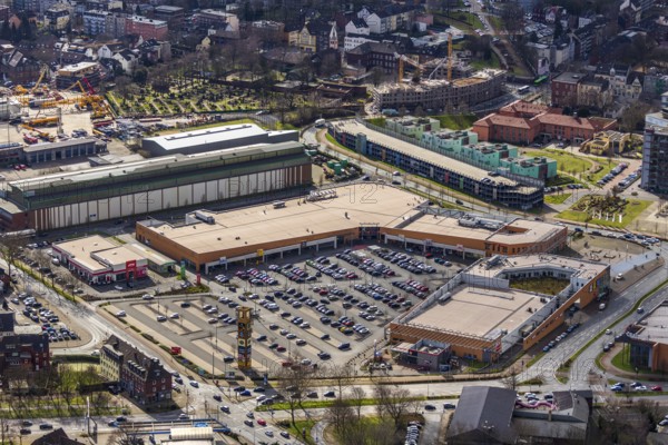 Aerial view, Sterkrader Tor shopping centre, Gute Hoffnung housing estate, Reinholf-Krohn-Park, car park Technisches Rathaus, construction site new building Steinbrinkstraße Eugen-Zur-Nieden-Ring, Sterkrade, Oberhausen, Ruhr area, North Rhine-Westphalia, Germany, Bahnhofstraße, construction work, construction area, building site, building plots, construction, construction project, construction site, DE, shopping, shopping centre, shopping mall, shopping markets, shopping place, shopping centre, Europe, capacity requirement, aerial view, aerial photography, aerial photography, local supply centre, new building, shopping, overview, bird's-eye view, overview