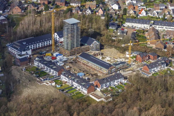 Aerial view, construction site residential area and commercial areas in Lebenspark Schacht IV, Zum Dörnbusch, Osterfeld, Oberhausen, Ruhr area, North Rhine-Westphalia, Germany, construction work, construction site, building plots, construction crane, construction project, construction site, DE, Europe, capacity requirement, aerial view, aerial photography, aerial photography, new construction, overview, bird's-eye view, bird's-eye view, overview