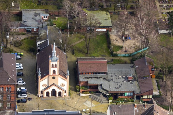 Aerial view, Friedenskirche, Protestant kindergarten, Sterkrade, Oberhausen, Ruhr area, North Rhine-Westphalia, Germany, DE, Europe, religious community, house of worship, kindergarten, day-care centre, day-care centre for children, church, parish, day-care centre, denomination, aerial photography, aerial photography, aerial photography, religion, Steinbrinkstraße, overview, bird's-eye view, birds-eyes view, overview