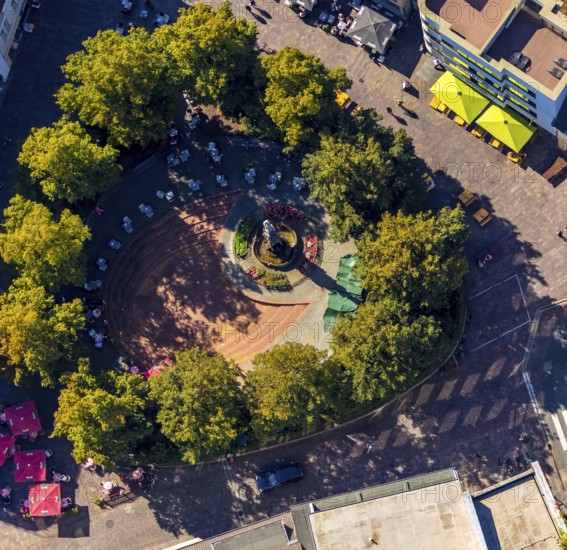 Aerial view, Mariensäule, Marienplatz, Paderborn, Ostwestfalen-Lippe, OWL, North Rhine-Westphalia, Germany, DE, Europe, green trees, aerial view, aerial photography, aerial photography, OWL book, OWL-Buch, Ostwestfalen, statue, overview, bird's-eye view, birds-eyes view, overview