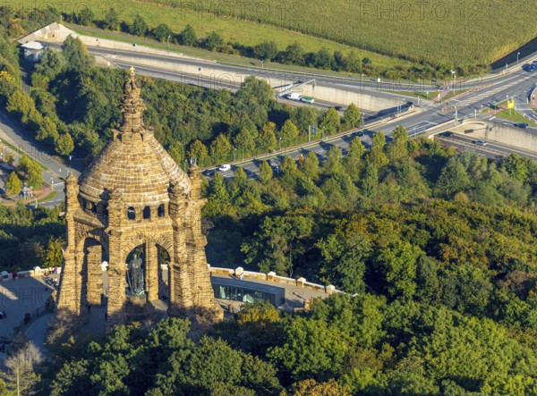 Aerial photograph, Kaiser Wilhelm Monument, Barkhausen, Porta Westfalica, OWL, Ostwestfalen-Lippe, East Westphalia, North Rhine-Westphalia, Germany, DE, monument, Europe, imperial statue, aerial photograph, aerial photography, aerial photography, national monument, OWL book, OWLBuch, Ringterrasse, sight, late Wilhelminianism, street of monuments, Tor tor to Westphalia, overview, bird's-eye view, landmark, forest, forest area, Weser breakthrough, Wiehengebirge, Wittekindsberg, birds-eyes view, overview