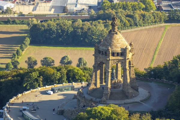 Aerial photograph, Kaiser Wilhelm Monument, Barkhausen, Porta Westfalica, OWL, Ostwestfalen-Lippe, East Westphalia, North Rhine-Westphalia, Germany, DE, monument, Europe, imperial statue, aerial photograph, aerial photography, aerial photography, national monument, OWL book, OWLBuch, Ringterrasse, sight, late Wilhelminianism, street of monuments, Tor tor to Westphalia, overview, bird's-eye view, landmark, forest, forest area, Weser breakthrough, Wiehengebirge, Wittekindsberg, birds-eyes view, overview