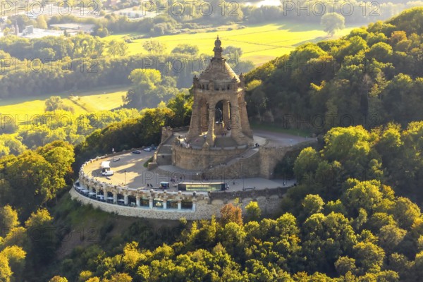 Aerial photograph, Kaiser Wilhelm Monument, Barkhausen, Porta Westfalica, OWL, Ostwestfalen-Lippe, East Westphalia, North Rhine-Westphalia, Germany, DE, monument, Europe, imperial statue, aerial photograph, aerial photography, aerial photography, national monument, OWL book, OWLBuch, Ringterrasse, sight, late Wilhelminianism, street of monuments, Tor tor to Westphalia, overview, bird's-eye view, landmark, forest, forest area, Weser breakthrough, Wiehengebirge, Wittekindsberg, birds-eyes view, overview