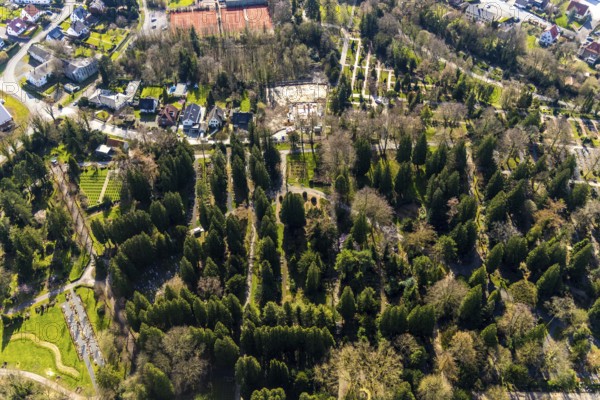 Aerial view, park cemetery, building area on the street Hinter dem cemetery, Werl, North Rhine-Westphalia, Germany