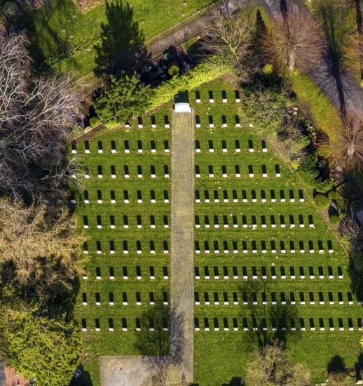 Aerial view, park cemetery, Canadian part of the cemetery, Werl, North Rhine-Westphalia, Germany