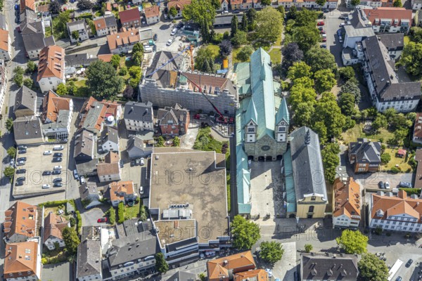 Aerial view, Catholic pilgrimage basilica of the Visitation of the Virgin Mary, Franciscan monastery, renovation of monastery facade, scaffolding around facade, Werl, Soester Börde, North Rhine-Westphalia, Germany